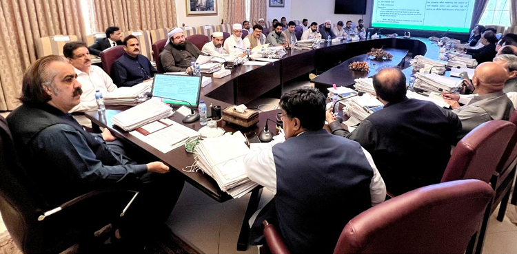 KP govt to terminate employees hired during caretaker tenure KP govt to terminate employees hired during caretaker tenure