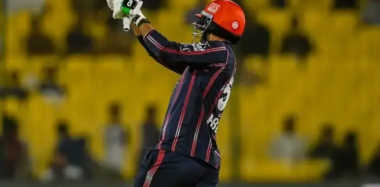 Abbas Afridi’s late cameo helps King set 129-run target for United