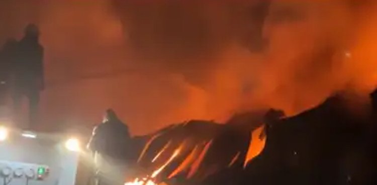 Massive landfill fire sparks health fears and air pollution crisis Massive landfill fire sparks health fears and air pollution crisis