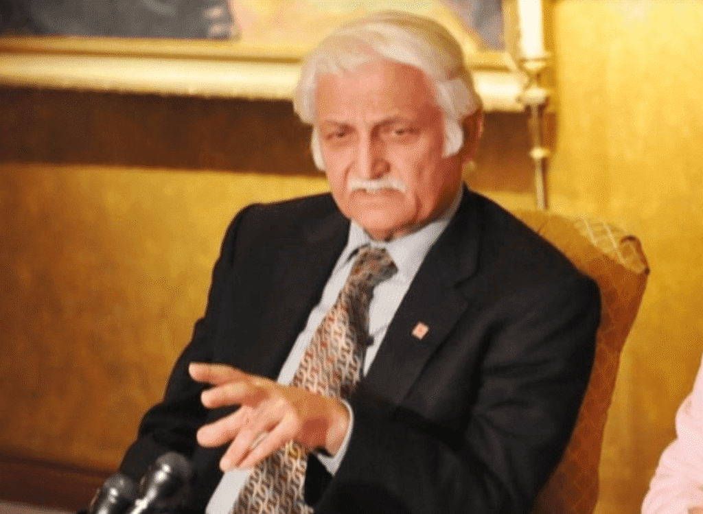 Former President Zardari’s Spokesperson Unveils Revealing Memoirs on Tumultuous Presidency Former President Zardari’s Spokesperson Unveils Revealing Memoirs on Tumultuous Presidency