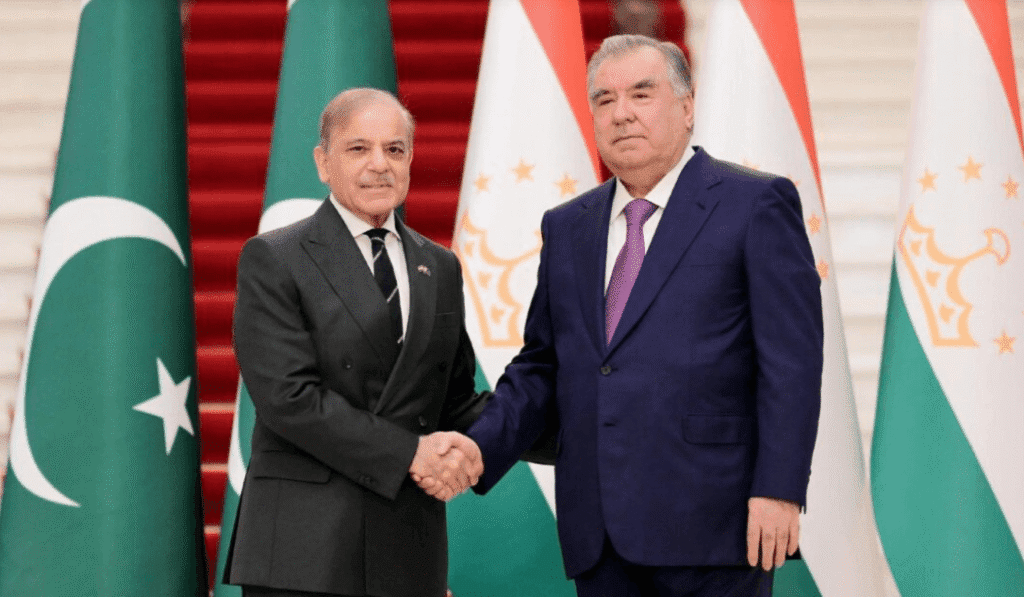 PM and Tajik President Commit to Strengthening Ties for Regional Peace and Prosperity