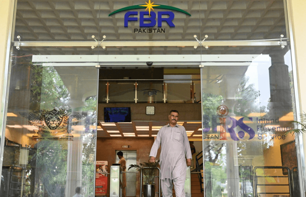 Planning Commission Questions Rs2.2 Billion Vehicle Procurement for FBR’s Revenue Raises Project