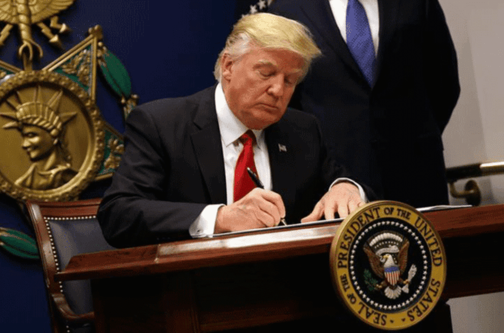 Trump Signs Executive Orders to Accelerate US Nuclear Power Production
