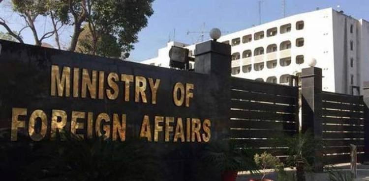 Pakistan denies closing border with Iran Pakistan denies closing border with Iran