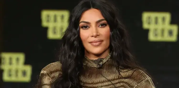 Kim Kardashian shares striking Gala look on Instagram Kim Kardashian shares striking Gala look on Instagram