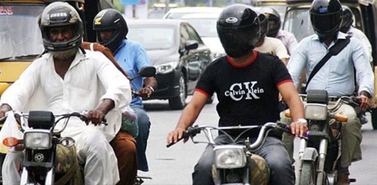 Rs2000 fine announced for motorcycles without indicators