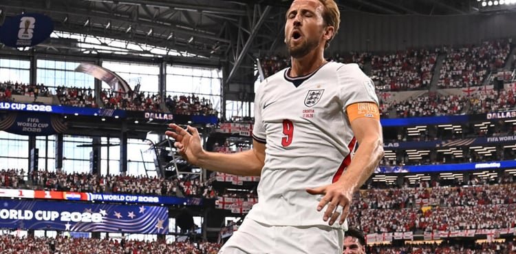 Kane scores twice as England beat Croatia to launch World Cup charge