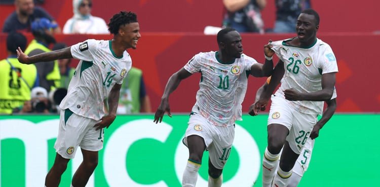 Gueye double keeps Senegal’s World Cup hopes alive