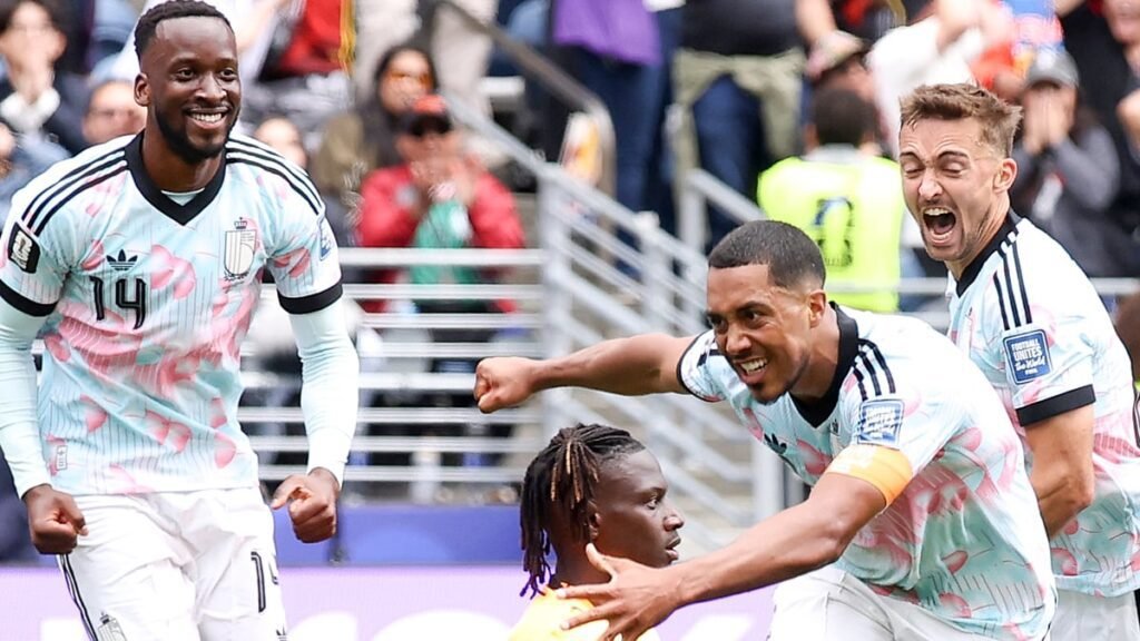 Belgium beat Senegal after extra time to reach last 16