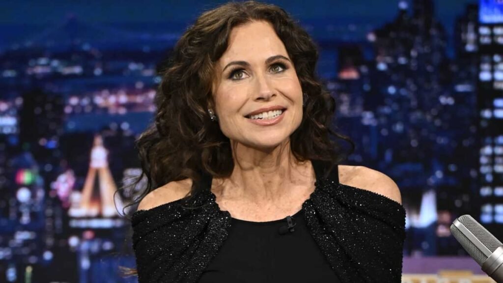  Minnie Driver opens up about fatal car crash