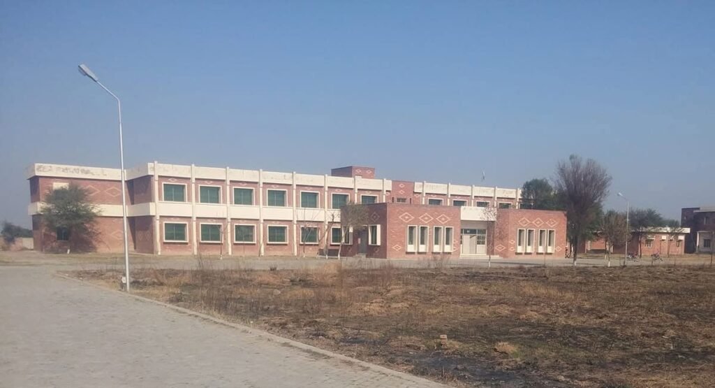 Attock college remains non-functional for 10 years due to lack of teachers