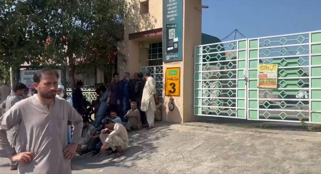 Islamabad administration closes weekly bazaars indefinitely