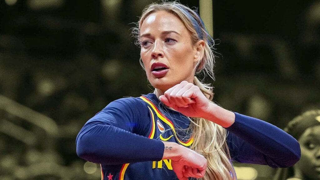 Sophie Cunningham brings back memories with throwback move
